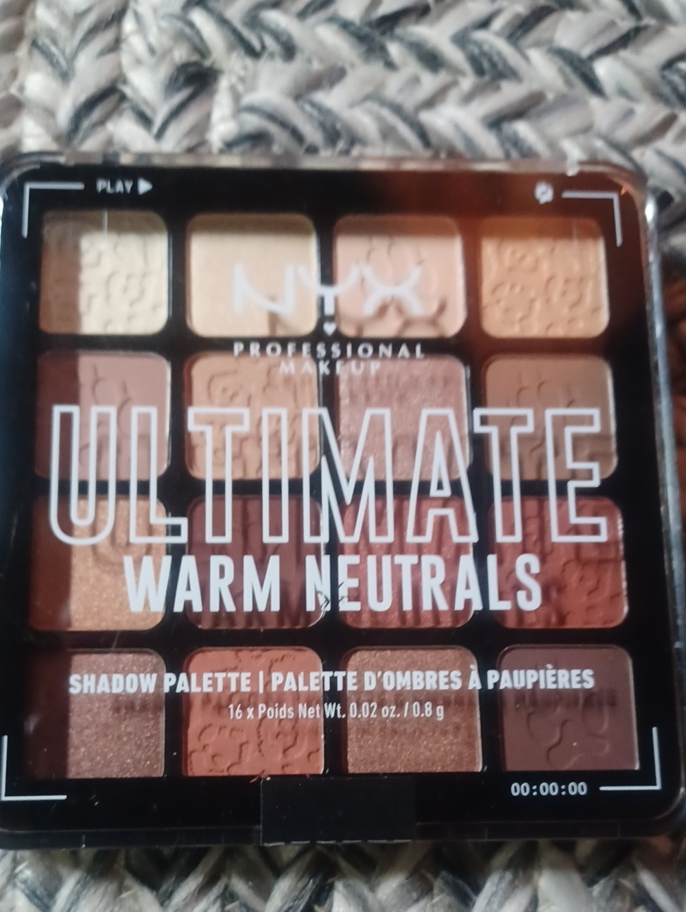NYX Warm Neutral Eyeshadow Palette